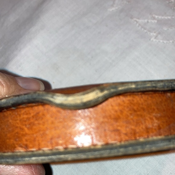 COIN PURSE caramel color leather from Mexico, embossed designs. $10 - Picture 5 of 5